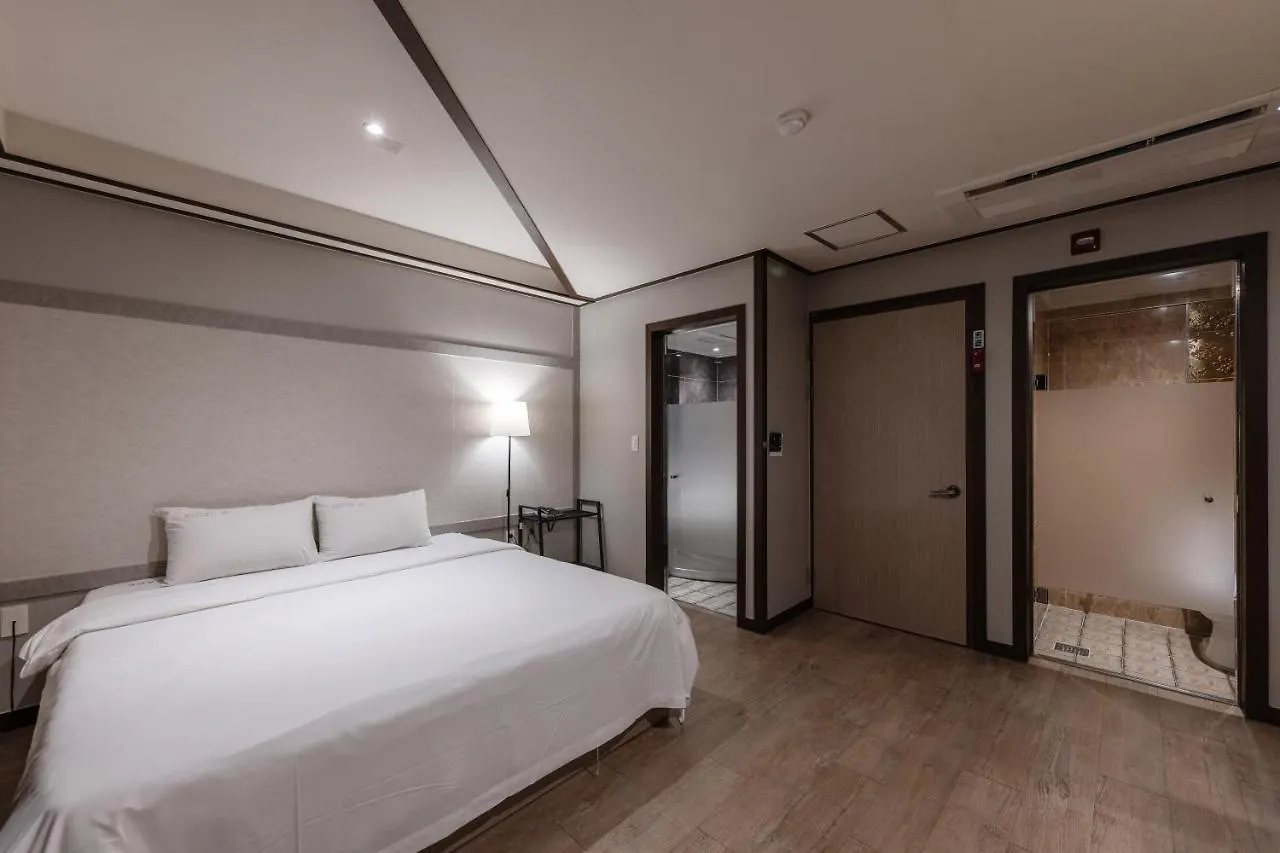 O Hotel Busan