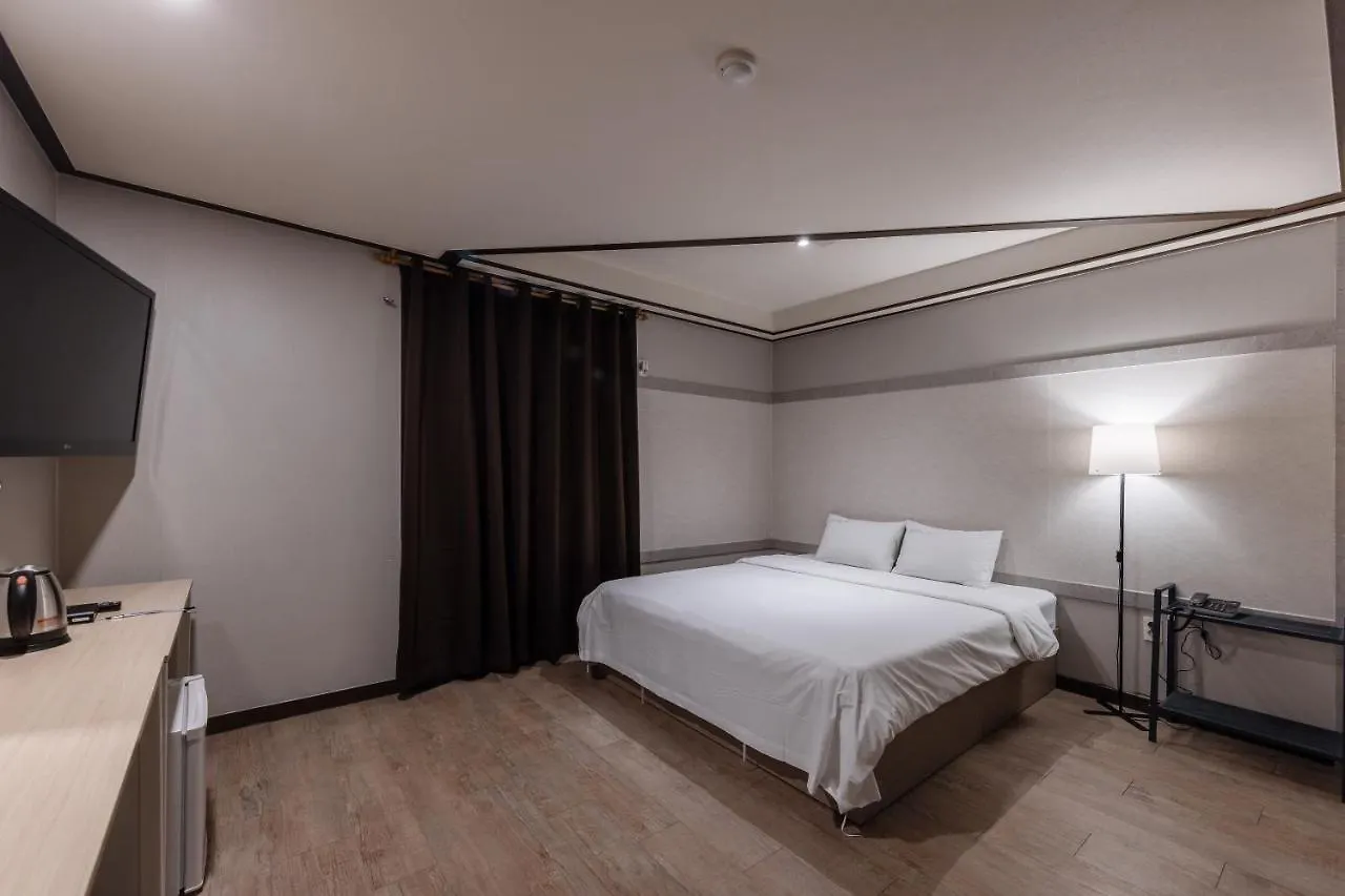 O Hotel Busan